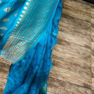 Beautiful Bnarsi Saree