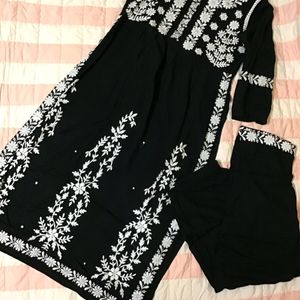 lucknowi kurti With Pant.