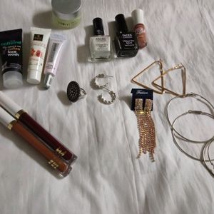 Cosmetics And Jwellery Combo With Pouch