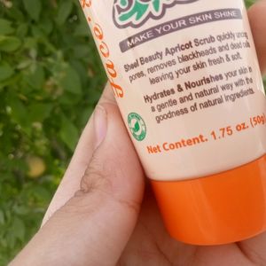 Sheel Beauty Apricot Face And Body Scrub