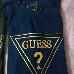 Stylish Tops Guess