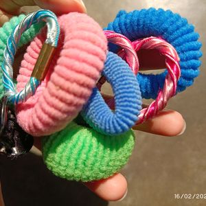 Multi Colour Rubber Band & Black Clips