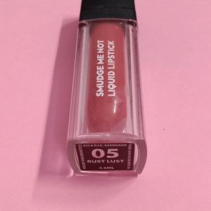 Sugar Cosmetics Smudge Me Not Liquid Matte