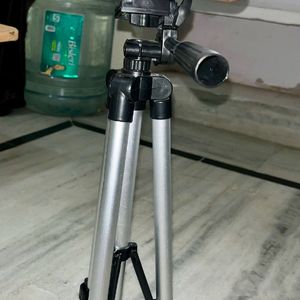 Tripod Good Condition