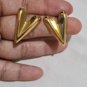 18kt Gold Plated Stud