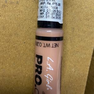 LA Girl Pro Concealer Peach