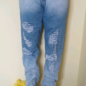 Stylish Damage Jeans