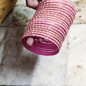 Beautiful Pink 🩷 Bangles