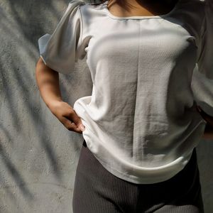 Basic Off-white Peplum Top