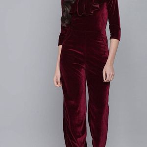 BURGUNDY VELVET RUFFLES JUMPSUIT