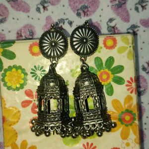 Radhe Krishna Jhumkas