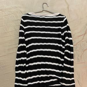 Y2k Black N White Stripes Full Sleeve Top