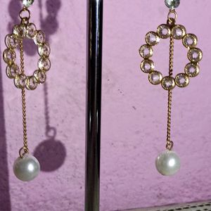 Pearl Drip Earring