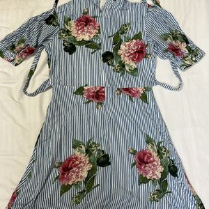 Peter Pan Floral Blue Dress - Like New / SBL