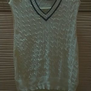 Sleeveless sweater