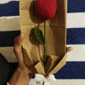 Red tulip crochet bouquet