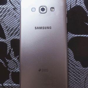 Samsung Galaxy A8