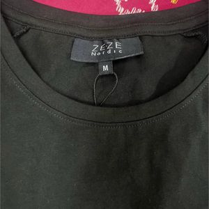 Women Black Tshirt With Tag