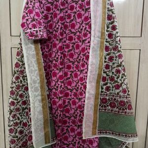 Floral Print Cotton Kurta Pant Set