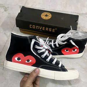 CONVERSE CHUCK TAYLOR BLACK HIGH TOPS