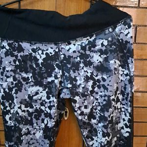 Combo Of Two  Gym Wear Capri  For  Girls