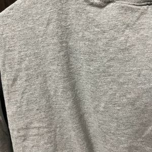 grey crop h&m tee