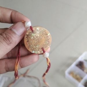 Rakhi Resin