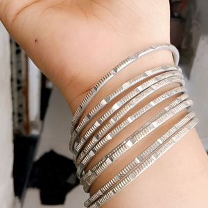 Set Of 4 Combo Bangles