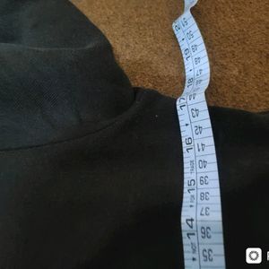 I Am Selling My Clothes