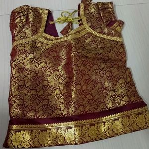 Pattu Pavadai