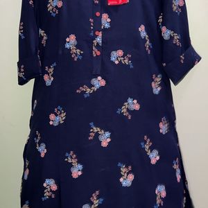 Women Kurti With Scrunches