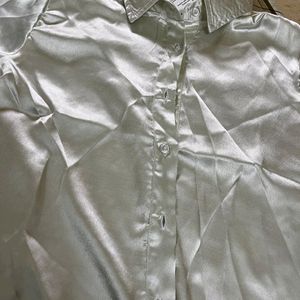 I'm Selling An Of white Colour Shirt.