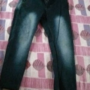 i am selling old used clothes