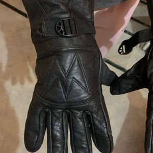 Brand New Leather Gloves🖤✔️