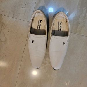 White Shoes Size 4