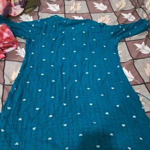 1short 3 Knee Length Kurti