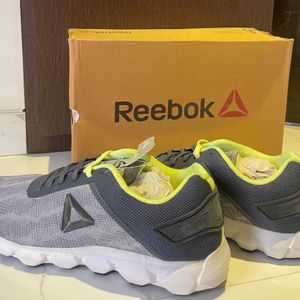 Brand New Reebok Hex Runner LP Shoes