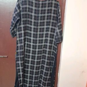 Checked Straight Kurta