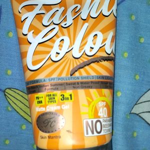 Fashion Colour 3 In 1 Spf 40 Matte Cream Gel