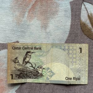 Qatar one riyal Currency note