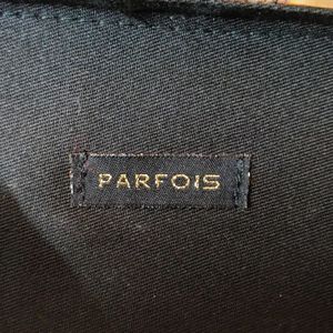 🆕 Authentic Parfois Wooden Sling Bag