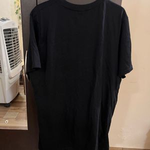 Black H&M Tshirt