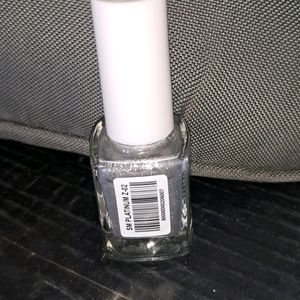 Zudio Silver Colour Nail Paint