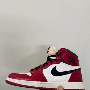 Nike Jordan 1 OG Chicago Lost And Found