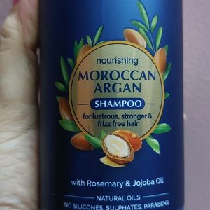 [SEALED] St.Botanica Shampoo for Frizzy Hair