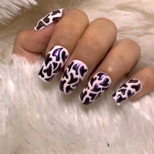 Handmade Press On Nails- Set Of 12 Nails