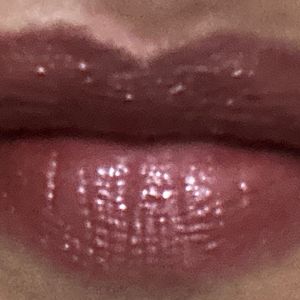 Rimmel London Gloss & Sugar Lipstick