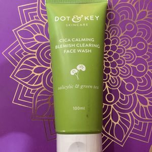 Dot & key CICA CALMING BLEMISH CLEARING FACE WASH