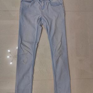 Women Jeans (  Brand Name -MAX) Size -28