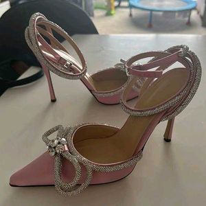 Pink Rhinestone Heels 🩷🪽